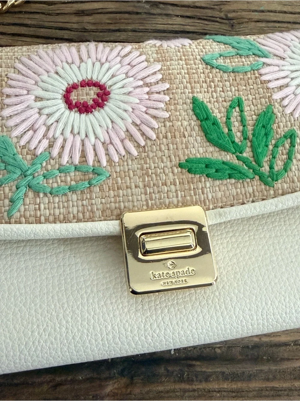 Kate Spade New York PHOEBE STRAW TURNLOCK WALLET-ON-CHAIN